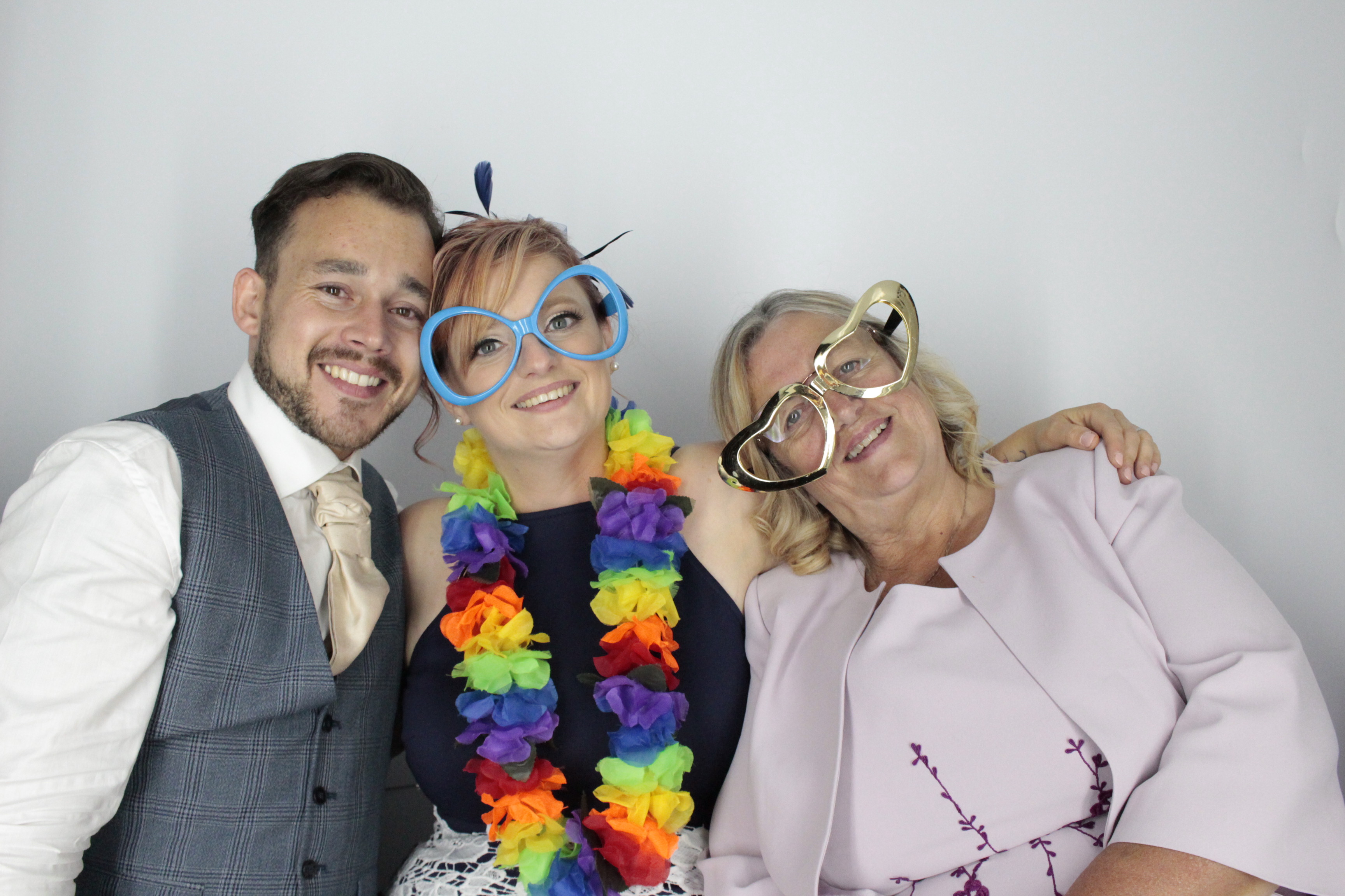 Emma & Karl's Wedding | View more photos from the event at gallery.myphotoboothexperience.co.uk/u/MyPhotoBoothExperienceLtd/Emma-Karls-Wedding